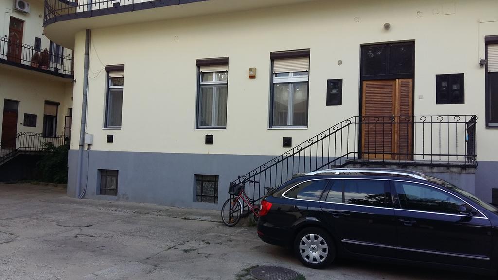 Civis Gold Apartman Дебрецен Экстерьер фото